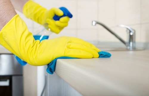 Local hard floor cleaning service for Westhampstead properties
