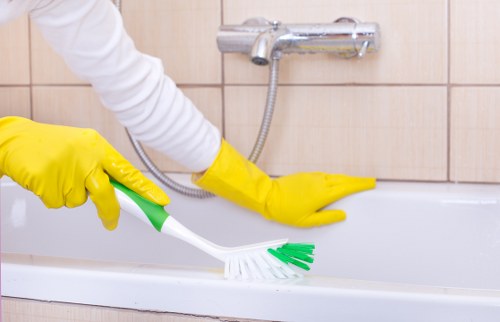 Deep cleaning of a kitchen and bathroom in Westhampstead
